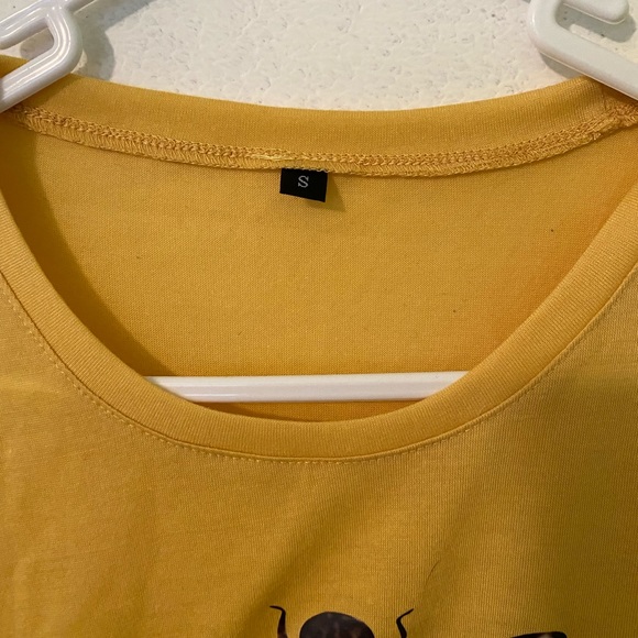 Yellow Gold New w/o tags Tee - Picture 2 of 2